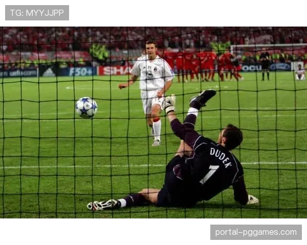 欧冠改制后首赛季，联赛阶段前八名球队直通16强机制解析